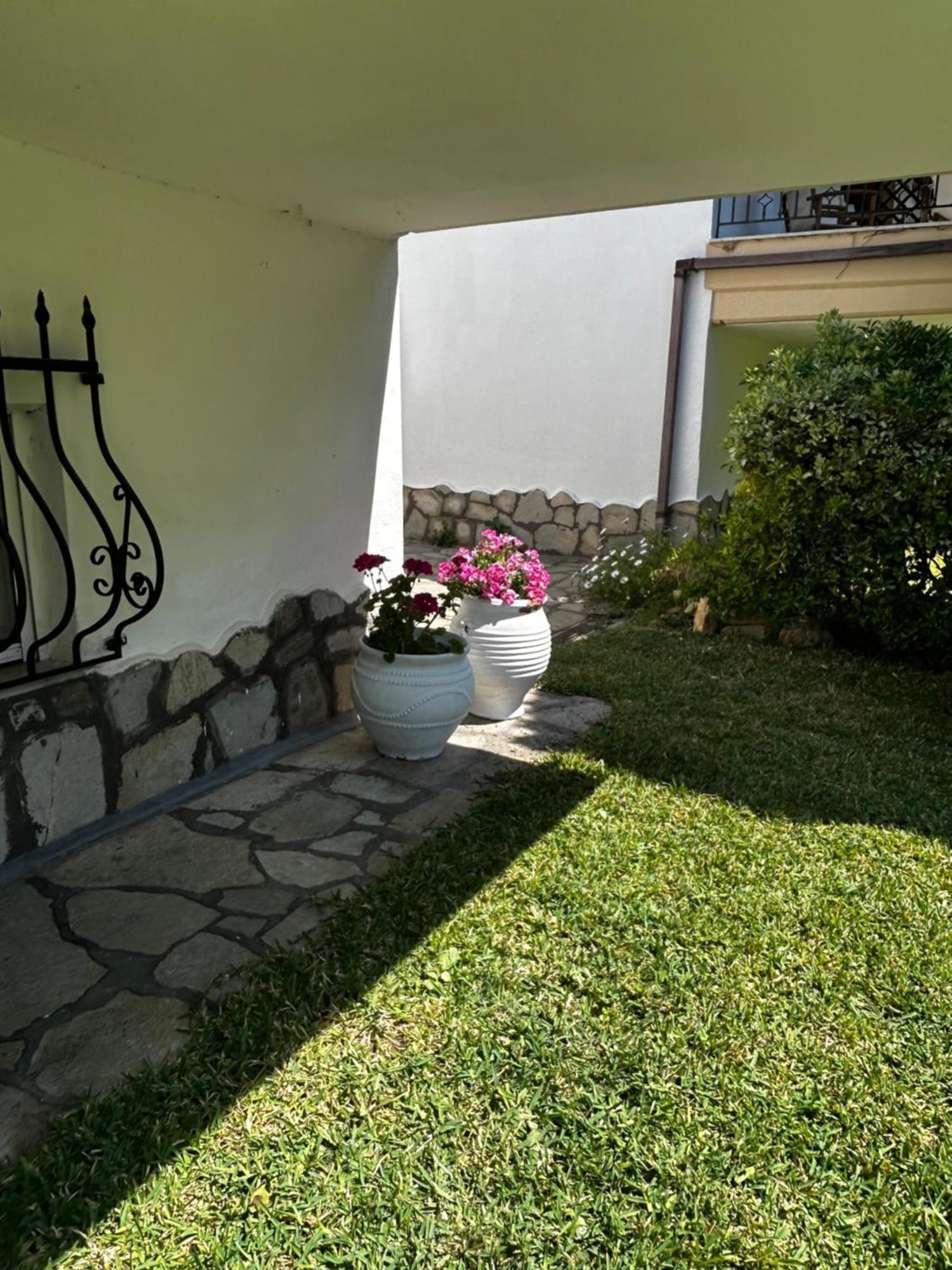 Perfect Hospitality - Elenas House, Nikiti Villa Екстериор снимка